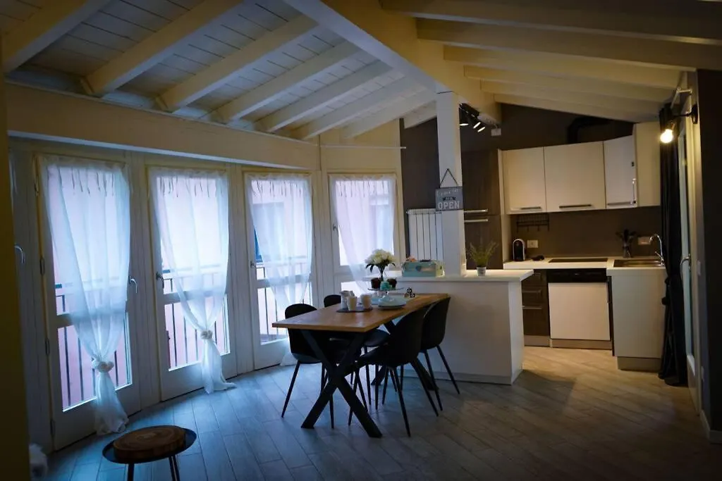 L'Attico Del Lago Apartment Sesto Calende